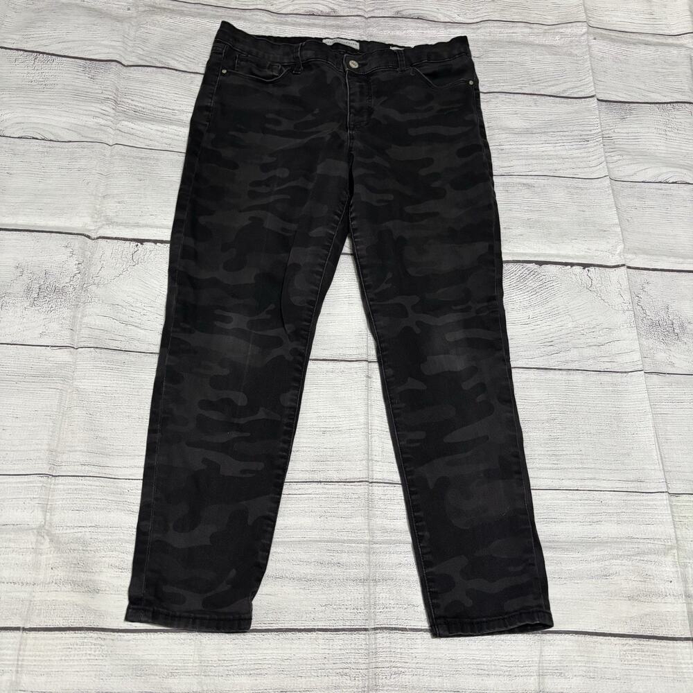 Social Standard By Sanctuary Ankle Skinny Womens Size 12 Black Camo Jeans